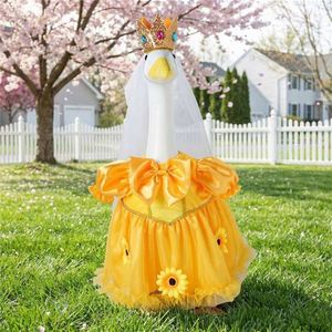 Traje de falda de tul floral de poliéster para decoración de pato de jardín, estilo princesa, de 23 pulgadas, para estatua de jardín exterior - Product Image 1