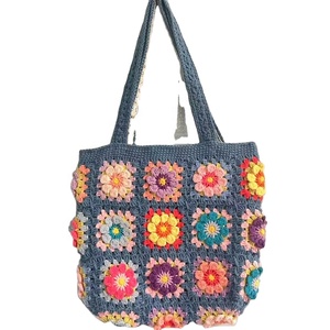 Bolsos de Mano Tote Personalizados de Crochet para <span class=keywords><strong>Mujer</strong></span>, Accesorio de Moda con Dos Asas, Cierre Abierto y Patrón Granny Square para Damas - Product Image 6