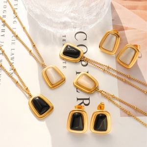 Conjunto de Joyería de Acero Inoxidable al por Mayor, Chapado en Oro de 18K, con Circonitas y Perlas, para Mujeres y Niñas - Product Image 1