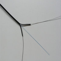1 2 4 kabel Drop inti GJXFH dalam ruangan kabel Drop serat optik LSZH G657A Multi Mode tunggal