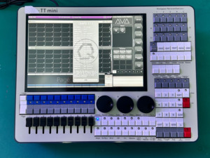 Сценическое освещение V17 консоль Tiger Touch I5 CPU DMX контроллер Tiger Touch <span class=keywords><strong>Mini</strong></span> - Product Image 4