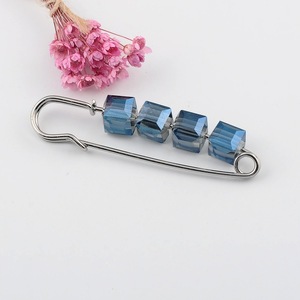 Comércio Exterior Design Moda Cristal Broche Brasão Pinos Acessórios Vestuário Fabricantes Atacado Jóias - Product Image 5