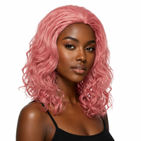 Perruque synthétique ondulée rose pour femme, aspect naturel, postiche confortable pour cosplay, usage quotidien et fêtes à thème