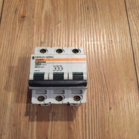 Plc Multi 9 C60hd 25 Type 4 Mcb Circuit Breaker 3 Phase Pole for Warranty Product