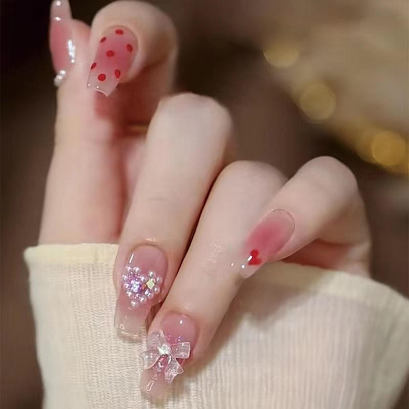 Những lời khuyên và kinh nghiệm quý báu khi mua các sản phẩm làm nail từ Trung Quốc, sẽ giúp bạn tránh được các sản phẩm kém chất lượng và khó sử dụng. Hãy cùng khám phá những bí quyết để mua sắm một cách thông minh và hiệu quả nhất.