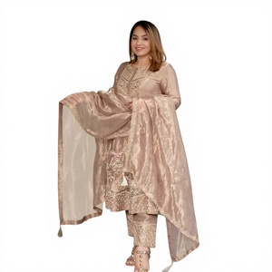 Nouvelle Robe de Soirée Prête à Porter en Soie avec Broderies Lourdes et Sequins, avec Pantalon et Dupatta, Infroissable, Réversible, Élégante, pour Mariage, Extensible - Product Image 1