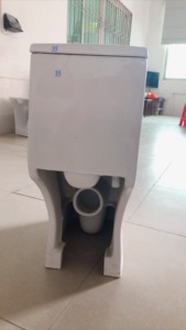 โถสุขภัณฑ์เด็กแบบไร้ขอบ รุ่น WC-1001 ผลิตจากเซรามิกทันสมัย พร้อมระบบชำระล้างสองแบบ P-Trap/S-Trap ได้รับการรับรองมาตรฐาน Watermark เหมาะสำหรับโรงเรียน - Product Image 2