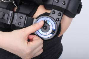 Fiksasi sendi siku yang dapat disesuaikan dan tali lengan bawah pelindung rehabilitasi untuk dukungan anggota tubuh atas - Product Image 3