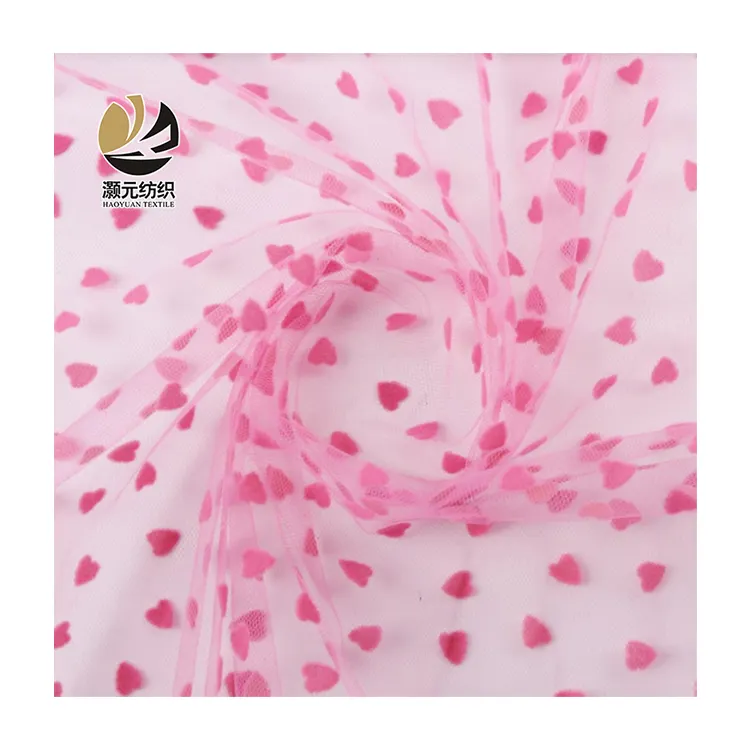 China fabrikant hoge kwaliteit fancy ontwerp roze zachte tulle hart stroomden mesh stof voor jurk