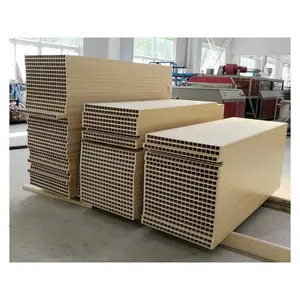 WPC-Tür-Extrusionslinie/WPC-Extruder/Kunststoff-PVC-Türen und -Fenster Herstellungsmaschinen - Product Image 1
