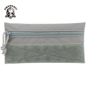 Bolsa de Almacenamiento Multifuncional para Accesorios de Exterior, Portátil, con Cremallera, Camuflaje, para Monedas, Llaves y Tarjetas, Hecha de Nailon Resistente para Camping - Product Image 6