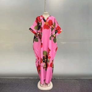 Robe décontractée élégante et tendance pour femme 2026, nouvelle collection, imprimé rose jaune africain, col en V, manches chauve-souris amples - Product Image 3