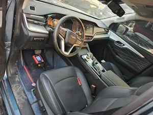 ISUZU Pick-up en bon état, faible kilométrage, véhicule fiable pour le tout-terrain et <span class=keywords><strong>la</strong></span> conduite quotidienne, moteur diesel <span class=keywords><strong>2023</strong></span> - Product Image 6