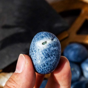 Piedras de Coral Azul Natural Pulimentadas, Cristales para Sanación Energética, Seguras para Halloween/Navidad/Año Nuevo - Product Image 3