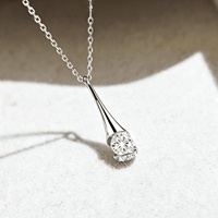 Collier en argent pur S925 avec pendentif flacon de parfum en moissanite pour femme, petit pendentif goutte d'eau, cadeau chic et sportif
