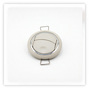 Bocchetta di Ventilazione Universale Rotonda per Auto, Autobus, Camion e Camper, Flusso d'Aria Regolabile con Clip Metalliche - Product Image 1