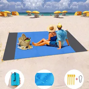 2x2.1m Couverture de plage de poche imperméable Tapis de camping pliant Matelas Portable Léger Tapis de plage de sable de pique-nique en plein air