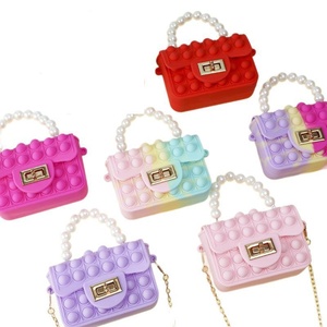 Bolso de mano infantil de silicona con perlas de burbujas de doble cara, monedero con hebilla cuadrada, regalo, directamente del fabricante - Product Image 5