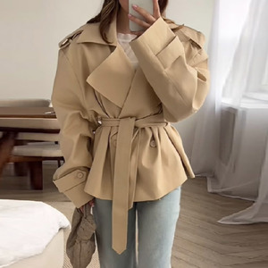 Cappotto Invernale di Lusso da Donna 2026, Giacca Corta Calda e Alla Moda con Cintura e Colletto Rovesciato - Product Image 1