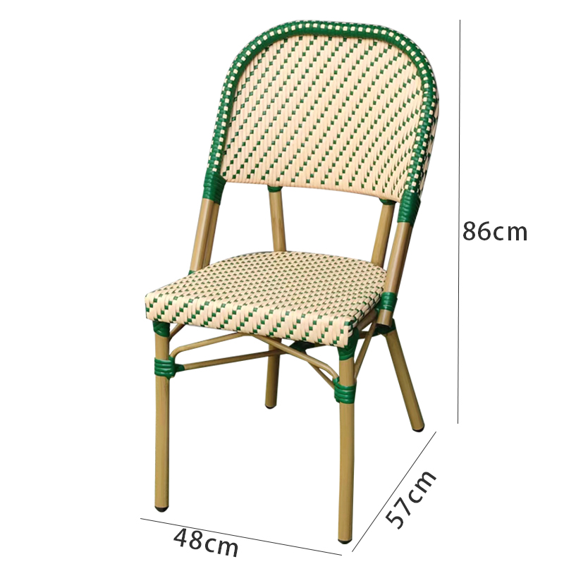 Sedia in rattan in stile francese 2