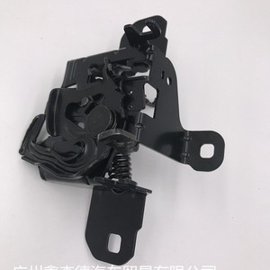 Cerradura de capó Volkswagen 1J0 823 509 de acero negro para reemplazo en modelos antiguos de Bora y Golf 4 - Product Image 2