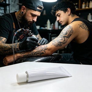 Humectante para <span class=keywords><strong>Tatuajes</strong></span> Más Vendido, Reparación Suave para Maquillaje Permanente, Cuidado Posterior para <span class=keywords><strong>Tatuajes</strong></span> de Cejas y Labios, Venta al Por Mayor - Product Image 2