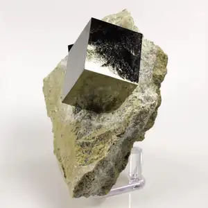 Großhandel Hochwertiger natürlicher Heils tein Rauer Pyrit würfel Roher Chalko pyrit Mineral Probe Für Dekor