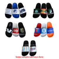 Claquettes de luxe personnalisées, sandales de marque pour les vacances, logo unisexe, OEM, noir et blanc, imprimées, chaussures de plage