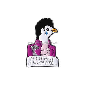 Gros Sad <span class=keywords><strong>Pigeon</strong></span> Métal Artisanat Insigne Émotionnel Animal Émail Pin - Product Image 5