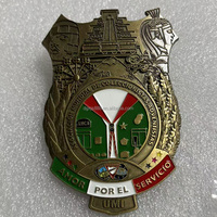 Badge personnalisé en alliage de zinc avec logo pour club Pathfinder, conférence d'aventure, campagne, épingles de revers en émail souple