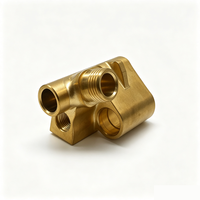 Boîtier de vanne de commande hydraulique à port fileté multi-trous, corps de dérivation irrégulière en acier inoxydable/laiton usiné sur mesure par CNC