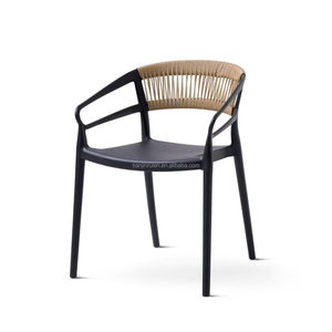 <span class=keywords><strong>Chaise</strong></span> <span class=keywords><strong>de</strong></span> salle à manger en plastique <span class=keywords><strong>terracotta</strong></span> empilable <span class=keywords><strong>de</strong></span> qualité commerciale pour l'extérieur avec design en sangle tressée - Product Image 2