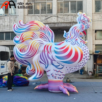 Poulet gonflable géant personnalisé arc-en-ciel, coq coloré pour festival de fierté, activité de carnaval, fête à thème, spectacle de rue, décoration