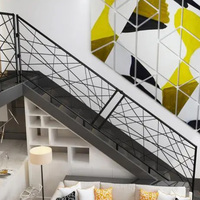 Garde-corps d'escalier intérieur moderne en fer forgé sur mesure, simple, pour grenier, balcon, villa, couloirs et clôtures intérieures