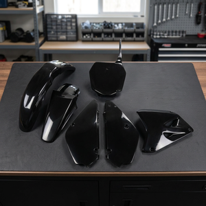Kit di plastica nera per Suzuki RM 85 2000-2025 modello di accessori per moto - Product Image 3