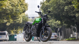Vélo électrique puissant 2000w, moto avec batterie lithium grande capacité 72v 30ah pour adultes - Product Image 3