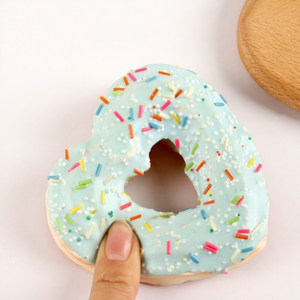 Squishy en silicone en forme de donut, à récupération lente, écologique, réaliste, jouet dessert pastoral, double aimant de réfrigérateur et pendentif suspendu - Product Image 4