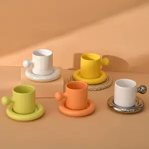 Керамическая кофейная чашка с блюдцем для яичного желтка 300 мл