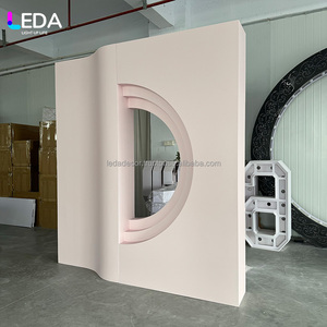 Arco de Fondo de Boda Redondo de Acrílico Blanco de Nuevo Diseño LEDA con Tira de Luz Luminosa, Fondo de Escenario para Decoración de Bodas - Product Image 4