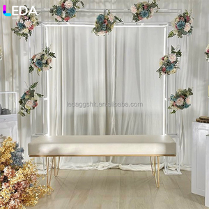 Toile de fond métallique carrée blanche détachable, fabriquée en usine par LEDA, pour mariages, banquets et fêtes - Product Image 1