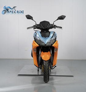 Scooter Apex Ride NVX à double démarrage 180cc avec tableau de bord LCD pour les trajets urbains courts - Product Image 5