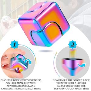 Desktop Metal Fidget Spinner Magic Cube <span class=keywords><strong>Anti</strong></span> kecemasan fokus 4-in-1 mainan sensorik untuk anak laki-laki & perempuan dewasa - Product Image 2