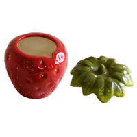 Op Maat Gemaakte Vintage 3d Fruitvormige Container Voor Voedselopslag Conserveer Overdekte Pot Keramische Rode Aardbei Jampotten Pot Met Deksel