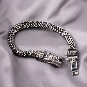 Perhiasan Hip Hop gelang buatan tangan pria, rantai tangan Stainless Steel ganda Punk Vintage Perak - Product Image 5
