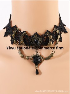 Collar de bambú y cobre gótico retro europeo-americano, gargantilla de encaje de cristal multicapa distintiva y personalizada - Product Image 6