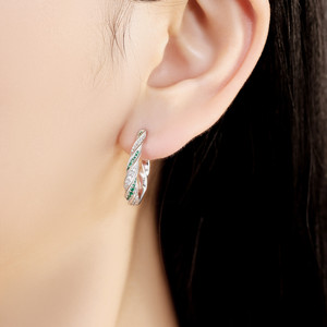 Nuevos Pendientes de Aro con Circonita Verde en Corte Redondo, Inspirados en la Naturaleza, de Latón Blanco, para Joyería Diaria de Mujer - Product Image 3