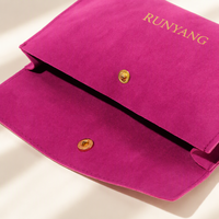 Pochette de présentation de bijoux moderne avec logo personnalisé, couvercle pliable pour collier, bracelet et emballage de marque privée