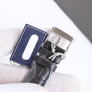 Montres mécaniques de haute qualité avec bracelets noirs - Product Image 5