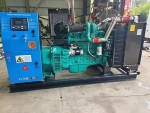 Générateur diesel Cumm remis <span class=keywords><strong>à</strong></span> neuf 120 kW 150 kVA, type ouvert, triphasé, 1500 tr/min, 50 Hz (cabinet de commande vertical) - Product Image 3
