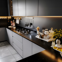 Ensemble d'armoires de cuisine de luxe en marbre ciel étoilé de Dubaï avec appareils électroménagers intégrés